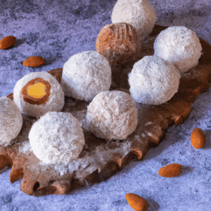 almond-fruit-balls.png