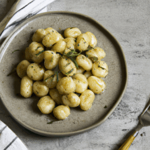 easy-potato-gnocchi-recipe-4-ingredients-2.png