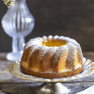 creme-fraiche-yellow-cake.png