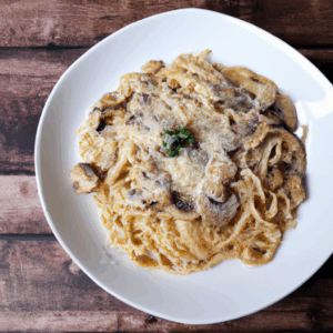 mushroom-and-garlic-pasta.png