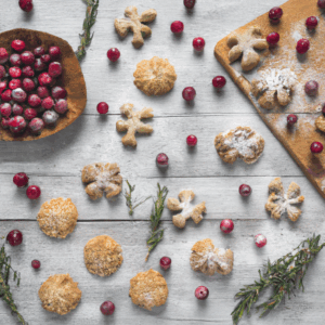 creating-a-warm-and-inviting-holiday-cookie-spread.png