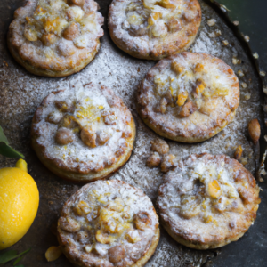lemon-nut-cookie-crust.png